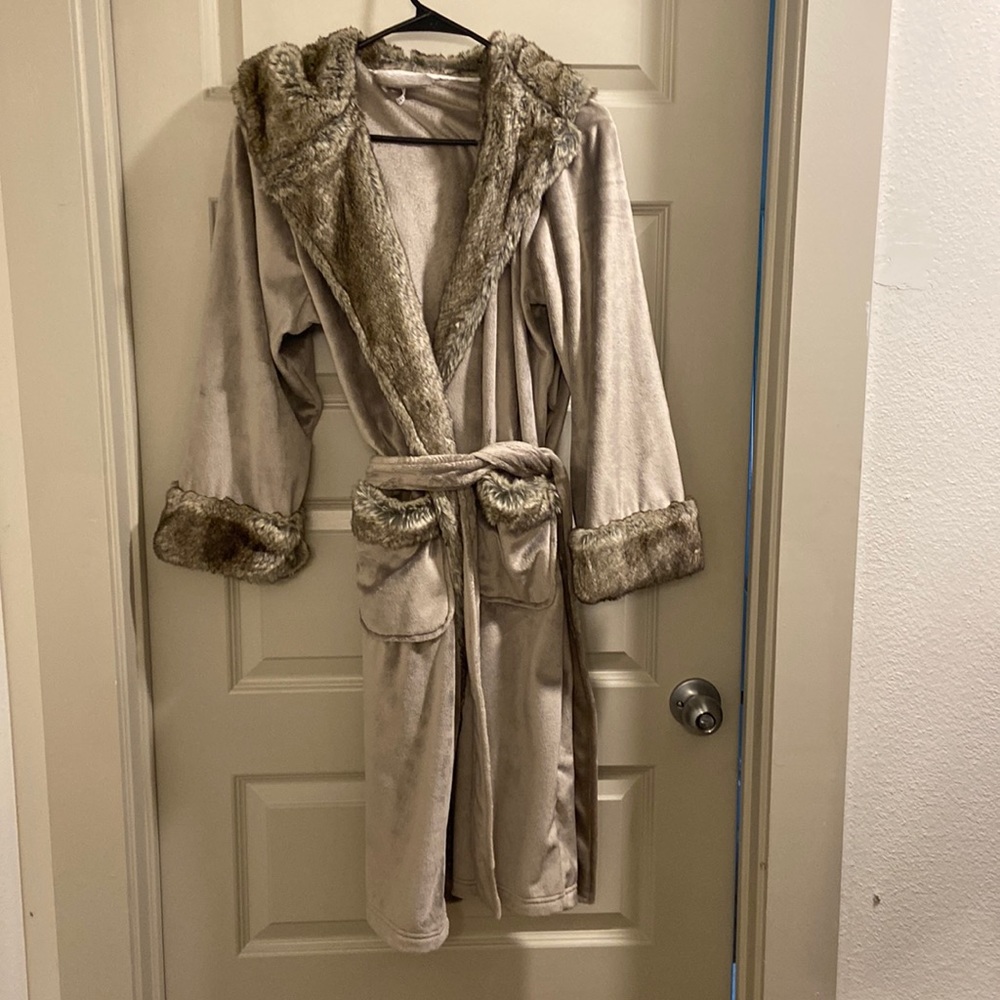 Pottery Barn Faux Fur Robe